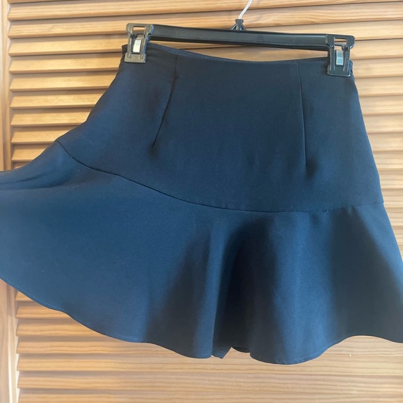 Zara mini skort with bow - Picture 5 of 6